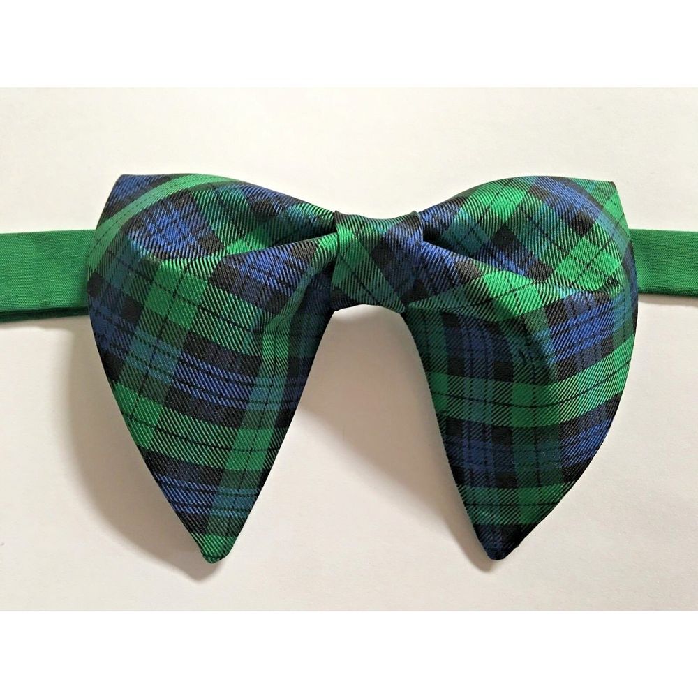 NEW Handmade Tartan Plaid Vintage style Bow tie 70`s Green Blue Pre-tied
